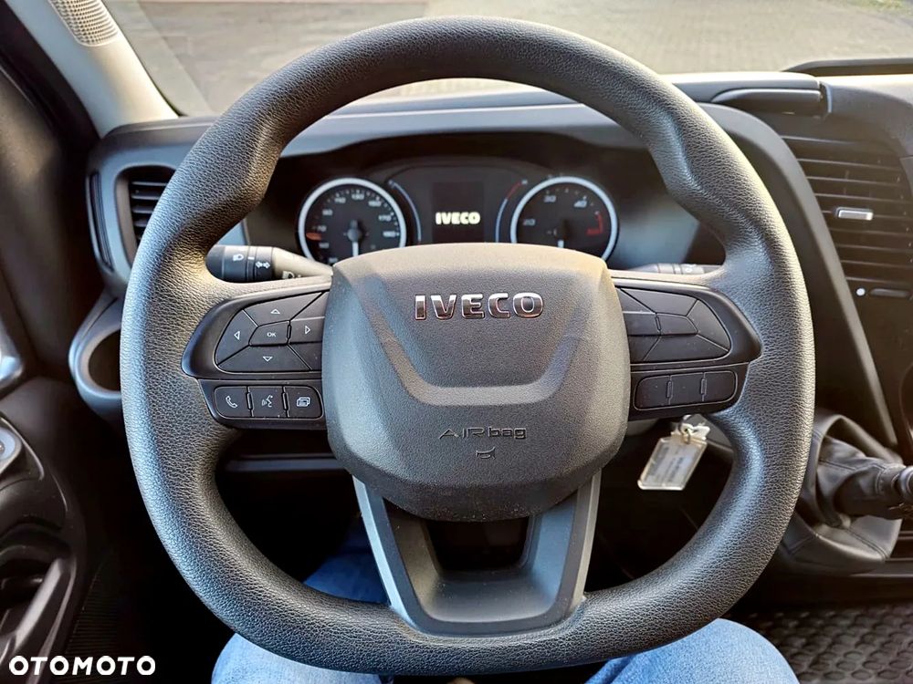 Iveco 35S16 - 16