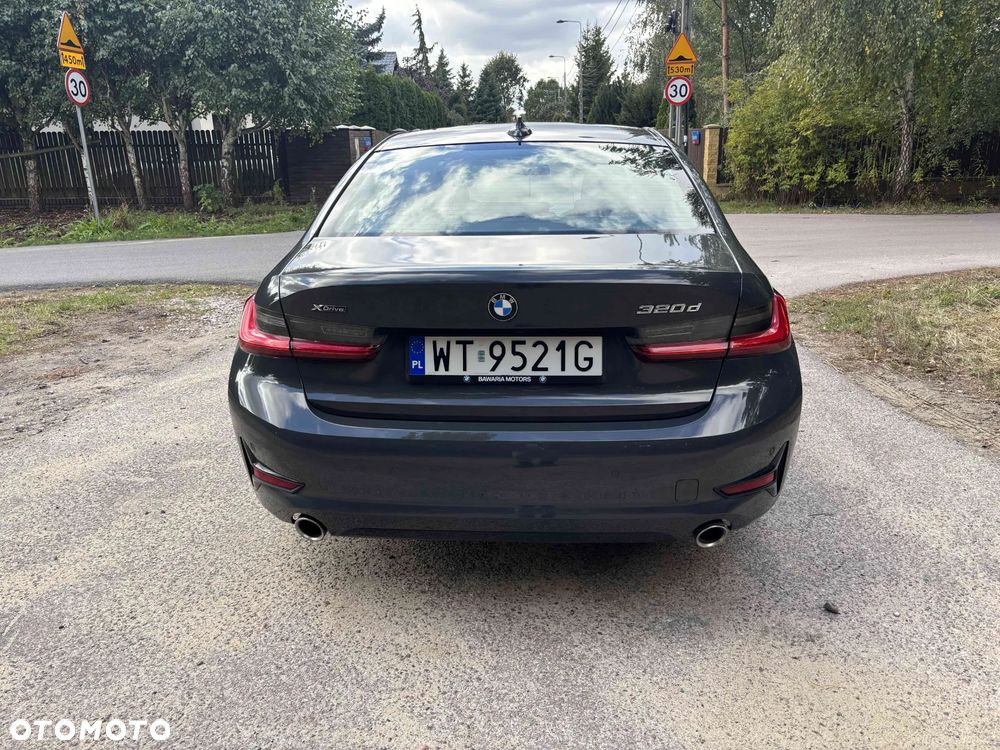 BMW Seria 3 320d xDrive Sport Line - 10