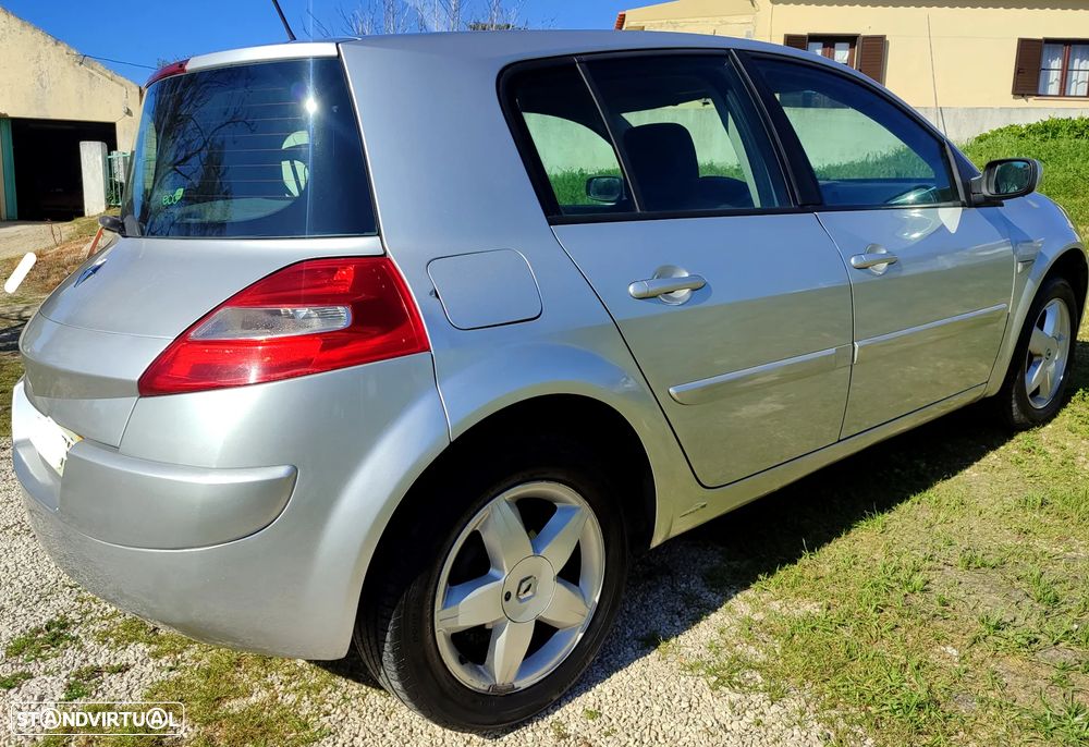 Renault Mégane 1.5 dCi Extreme - 4