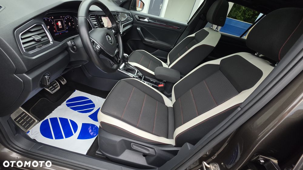 Volkswagen T-Roc 2.0 TSI OPF 4MOTION DSG Sport - 24