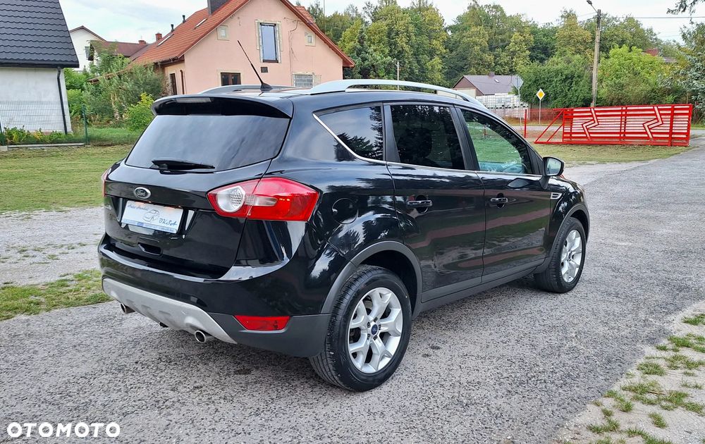 Ford Kuga 2.0 TDCi 2x4 Titanium - 14