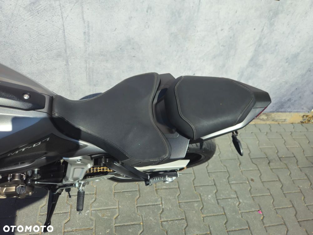 Yamaha MT - 13