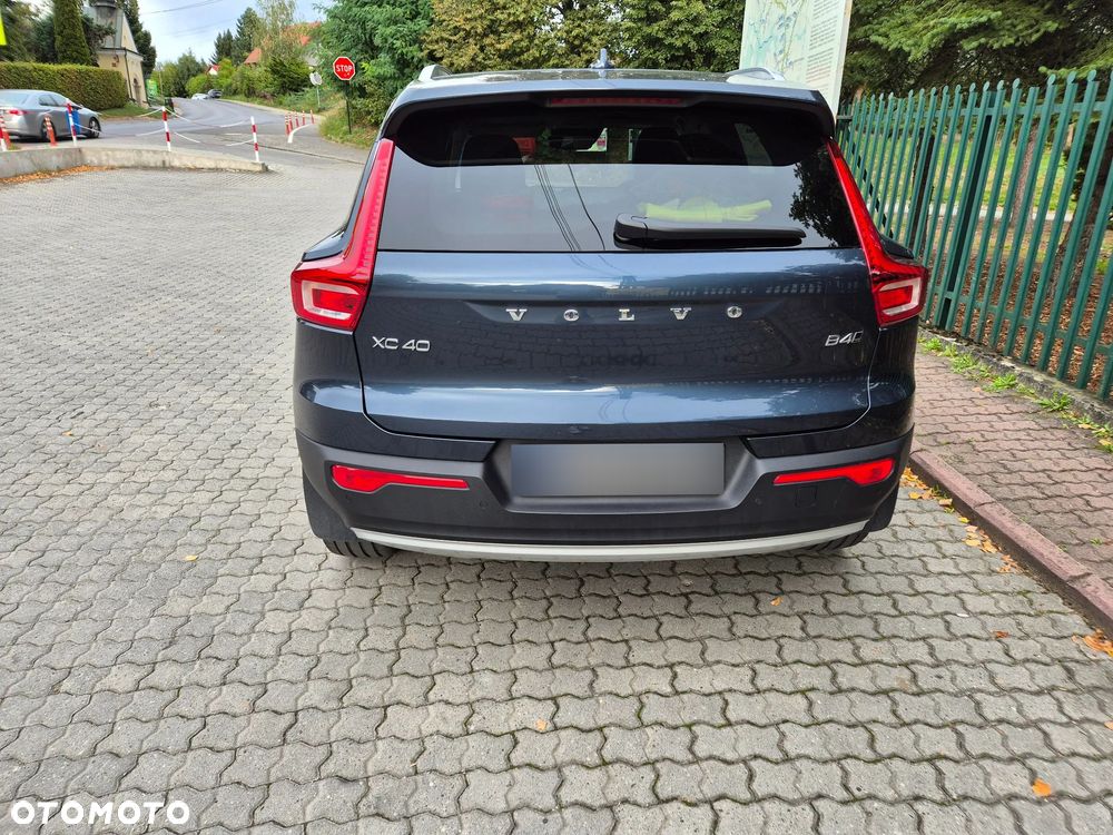 Volvo XC 40 B4 B AWD Inscription - 6