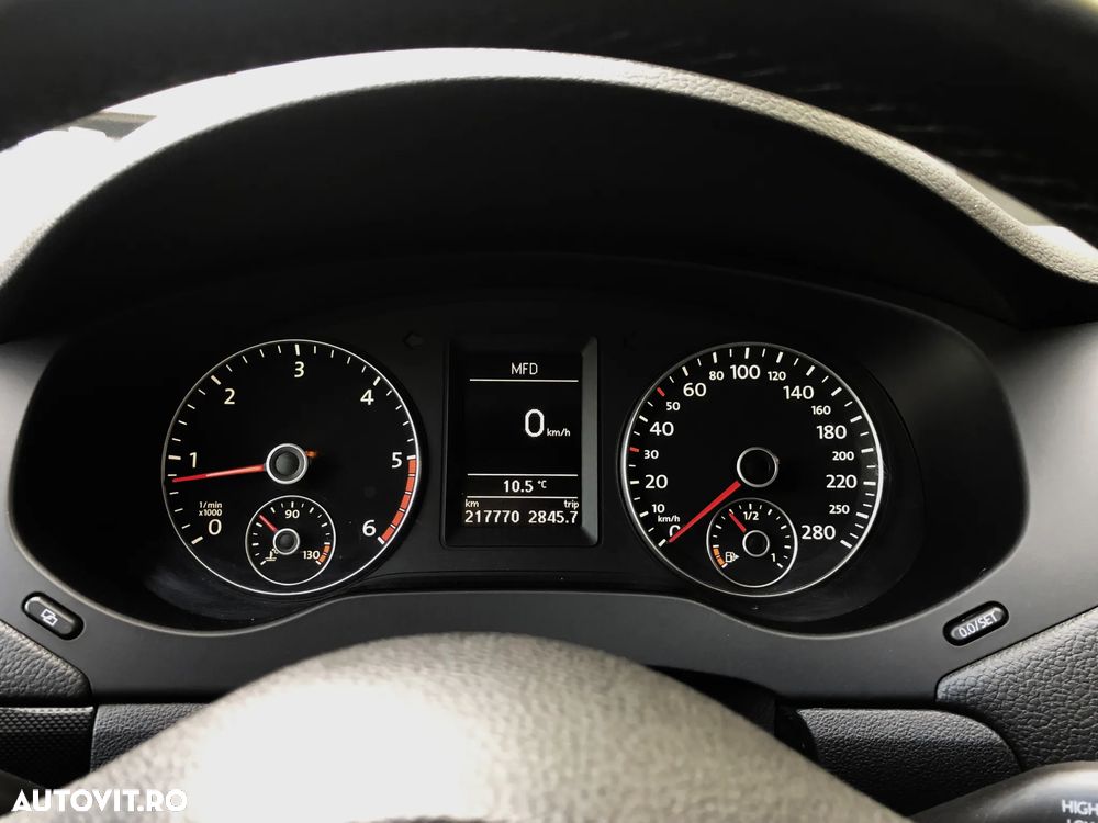 Volkswagen Jetta 1.6 TDI CR DPF DSG Highline - 15