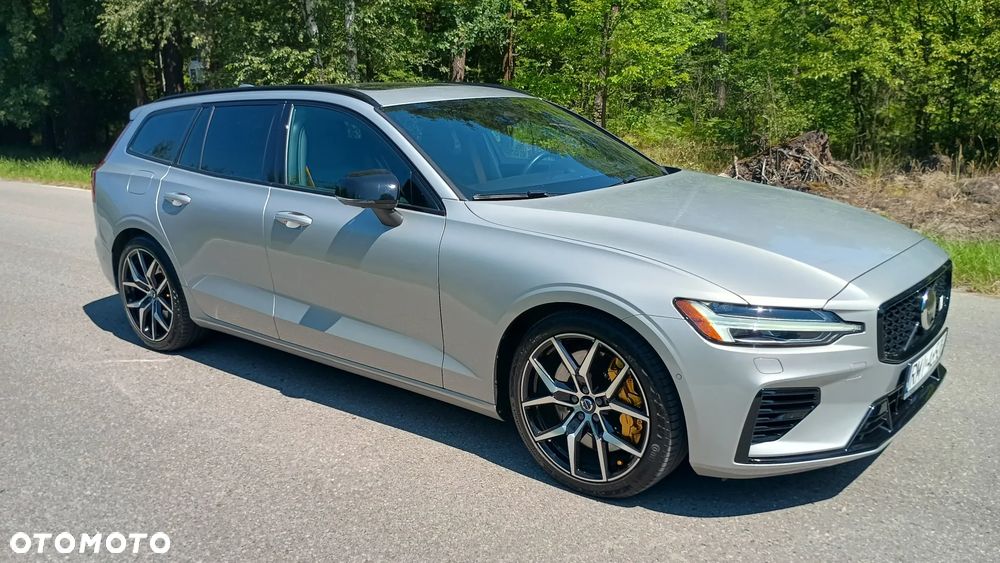 Volvo V60 T8 AWD Plug-In Hybrid Polestar Engineered R-Design - 4