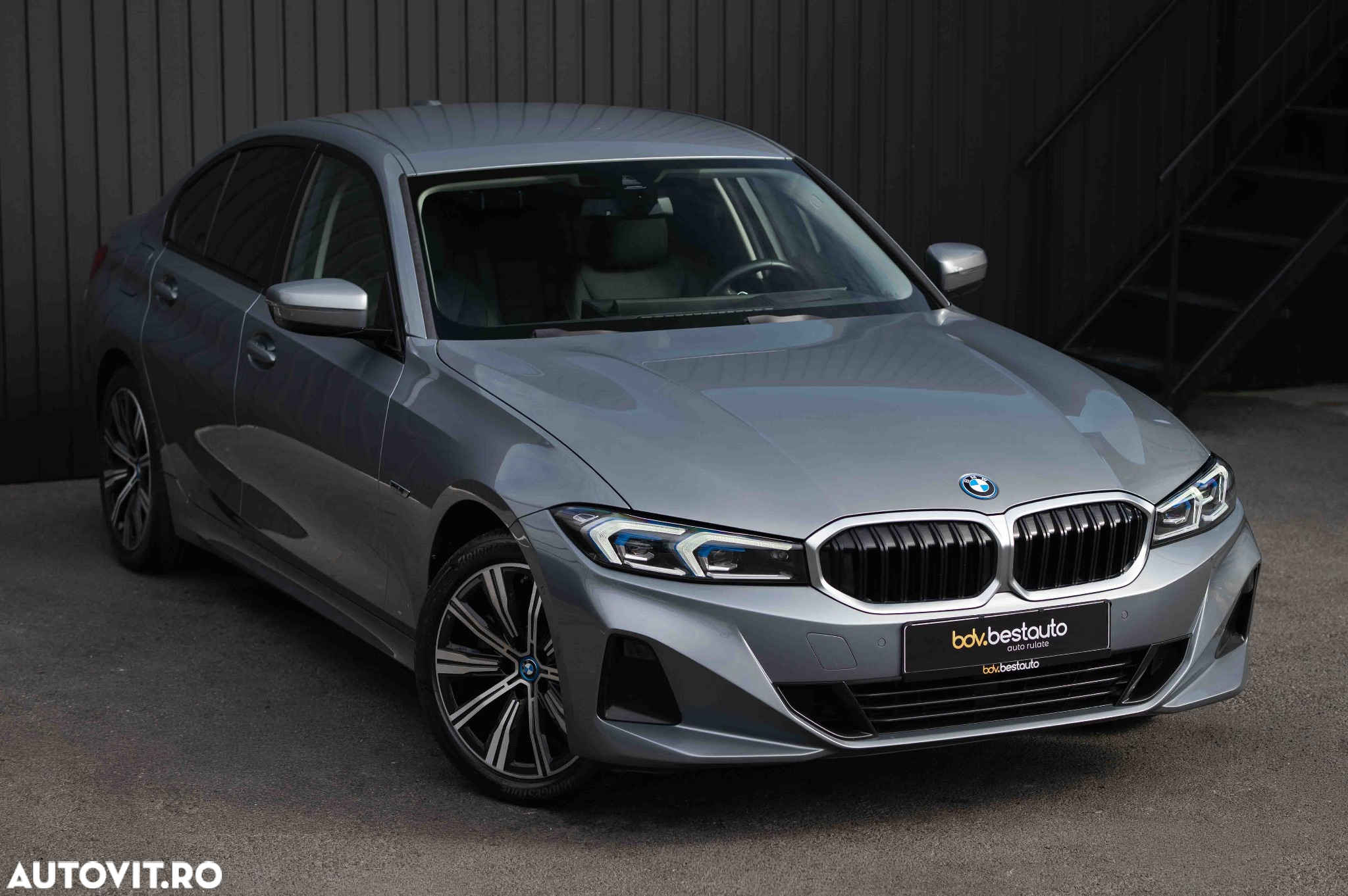 BMW Seria 3 320e AT PHEV - 3