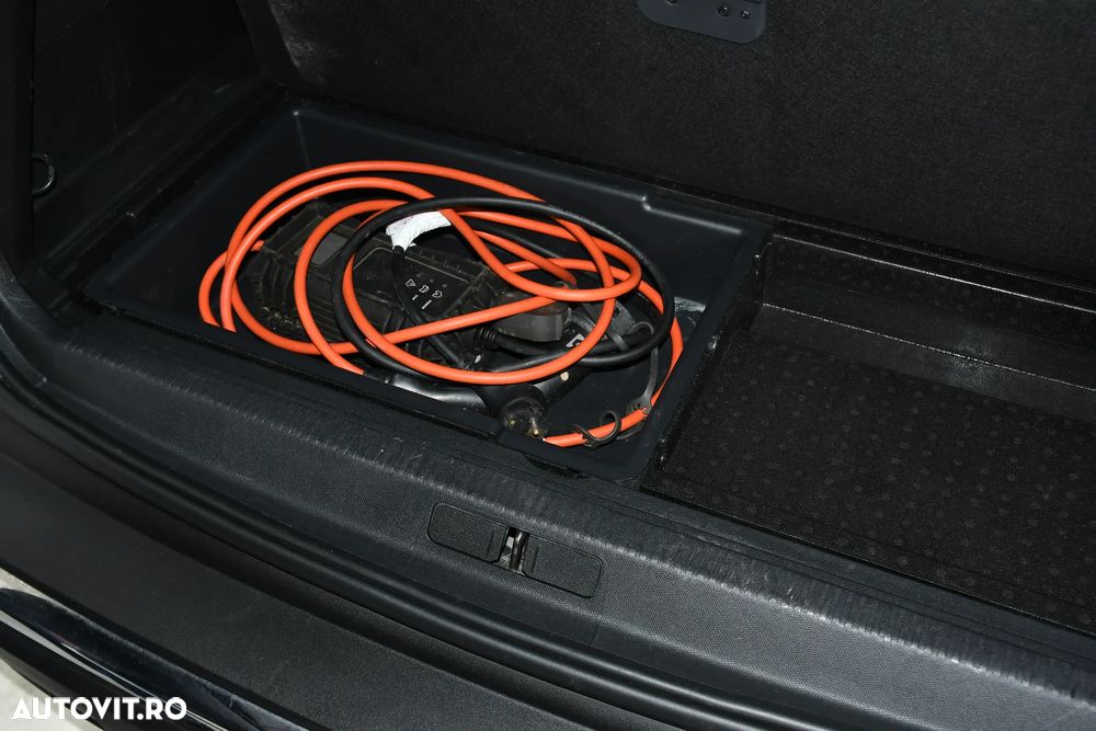 Peugeot 3008 Hybrid 225 e-EAT8 Allure - 32