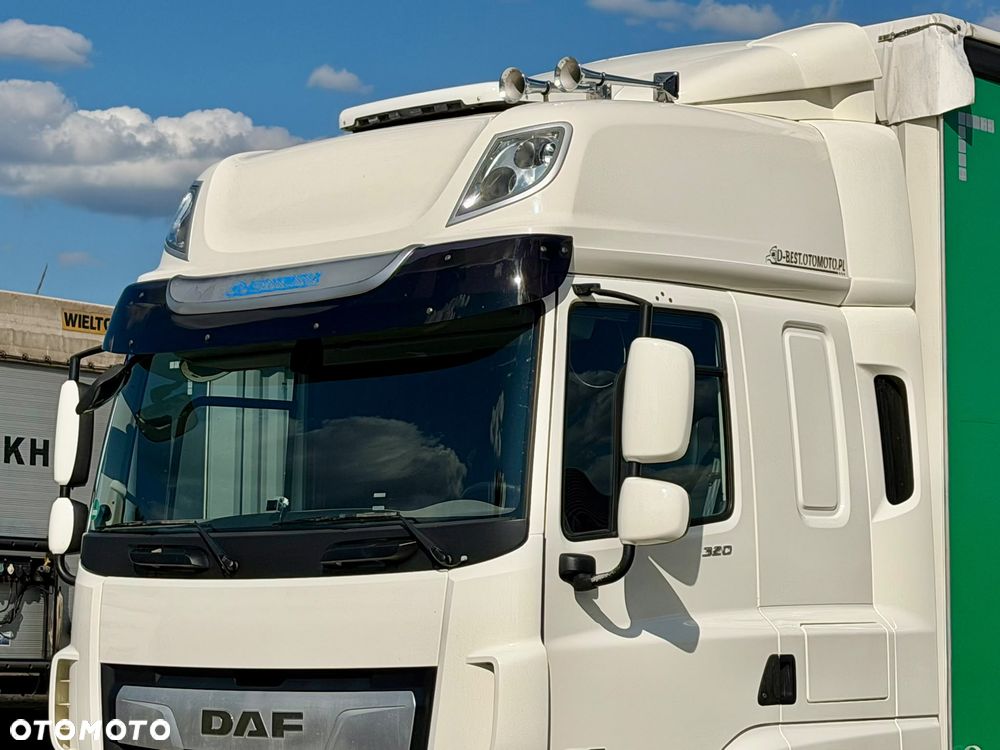 DAF CF 320 / FIRANKA / 18 EUROPALET / 280 TYŚ KM / AUTOMAT / SYPIALKA / DACH ZSUWANY / 2018 ROK - 9