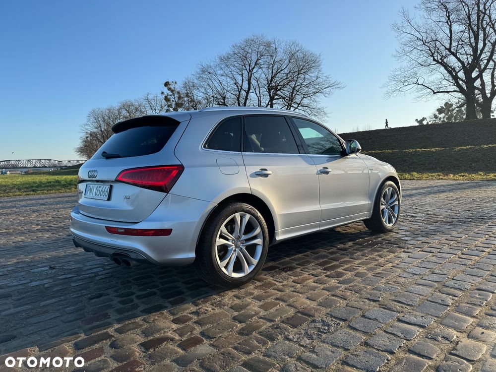 Audi SQ5 - 11