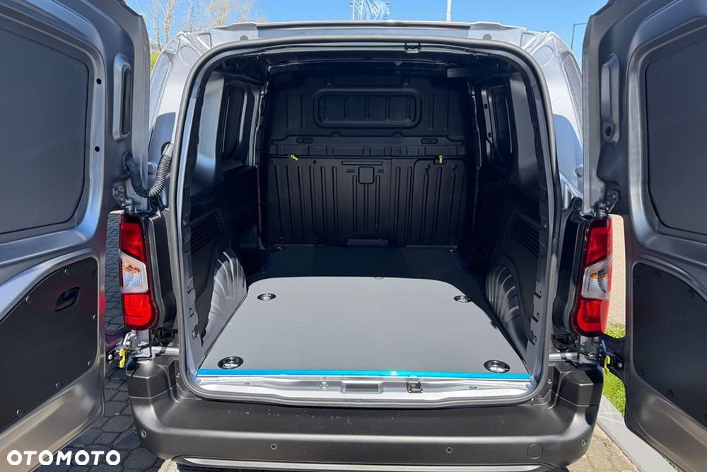 Citroën Berlingo Van M L1H1 XTR EAT8 1.5 130KM - 18