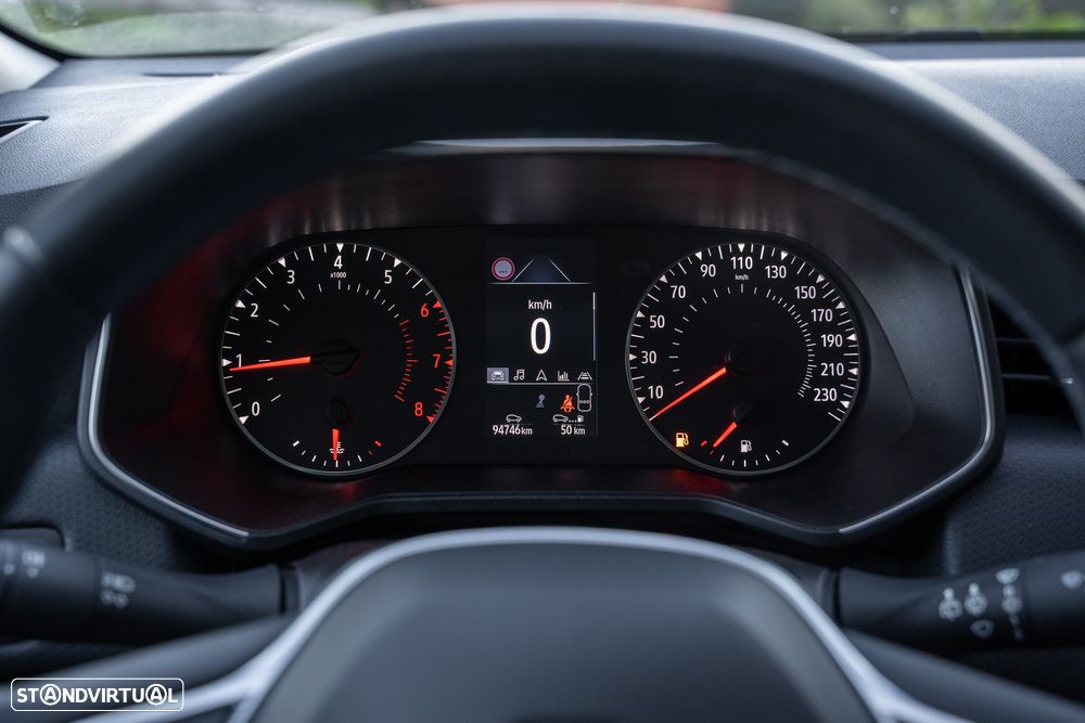 Renault Clio TCe 90 INTENS - 11