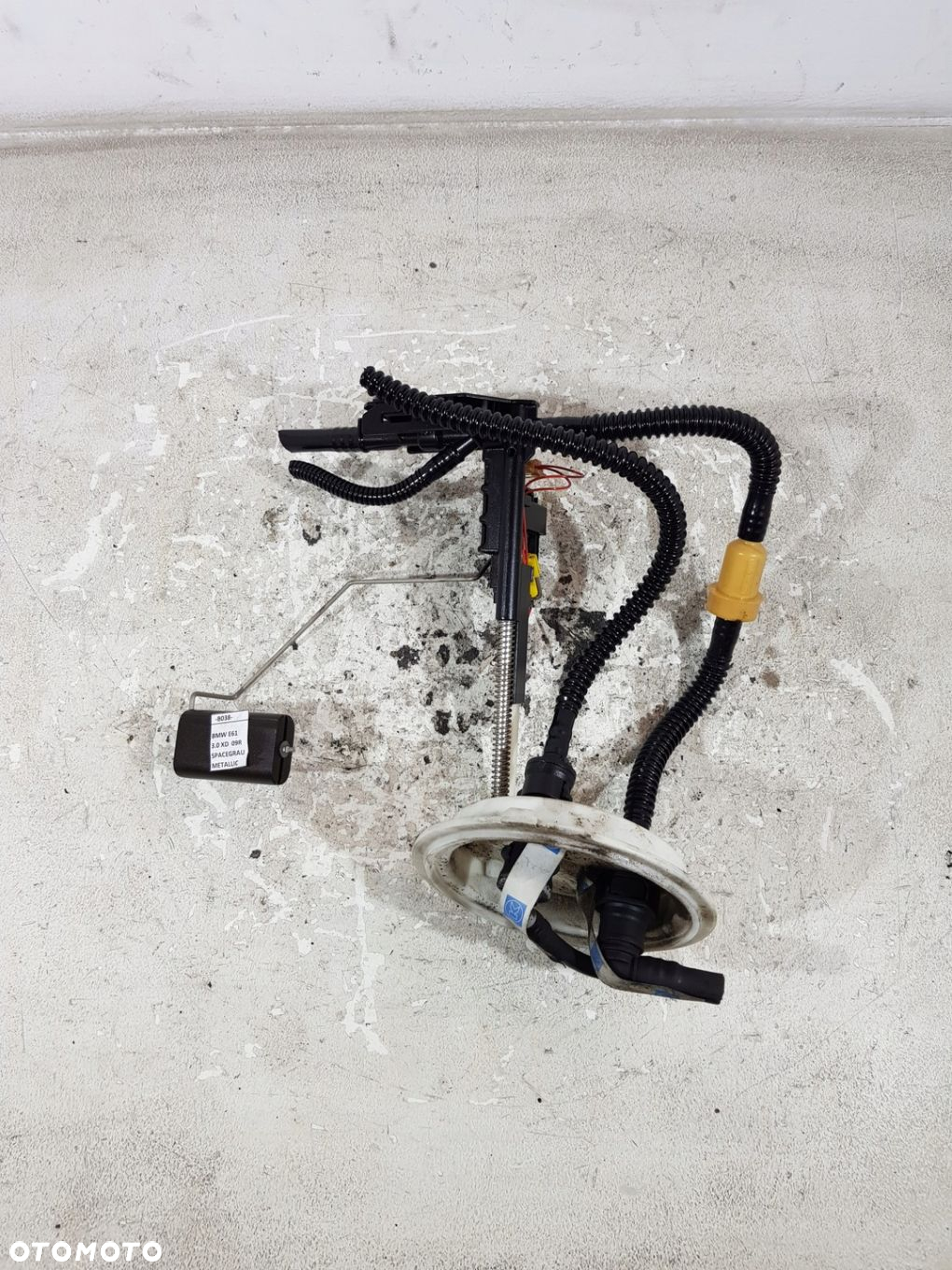 CZUJNIK PŁYWAK POZIOMU PALIWA 6765849 BMW E60 E61 LCI EUR 3.0D M57 - 2