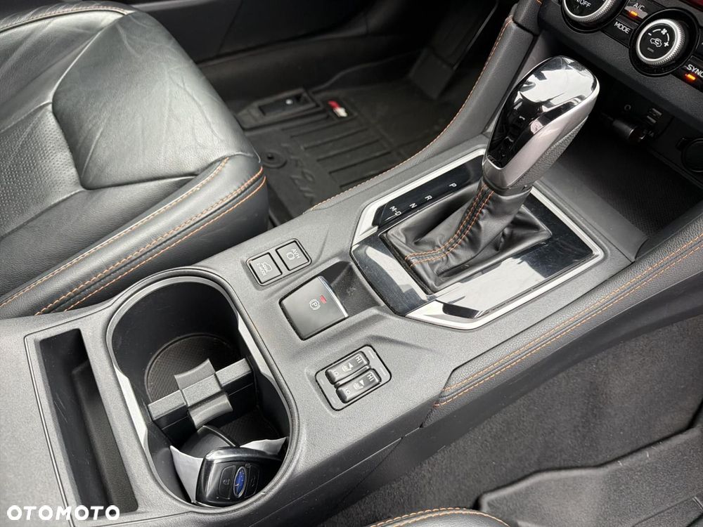 Subaru XV 2.0i-S Platinum (EyeSight) Lineartronic - 13