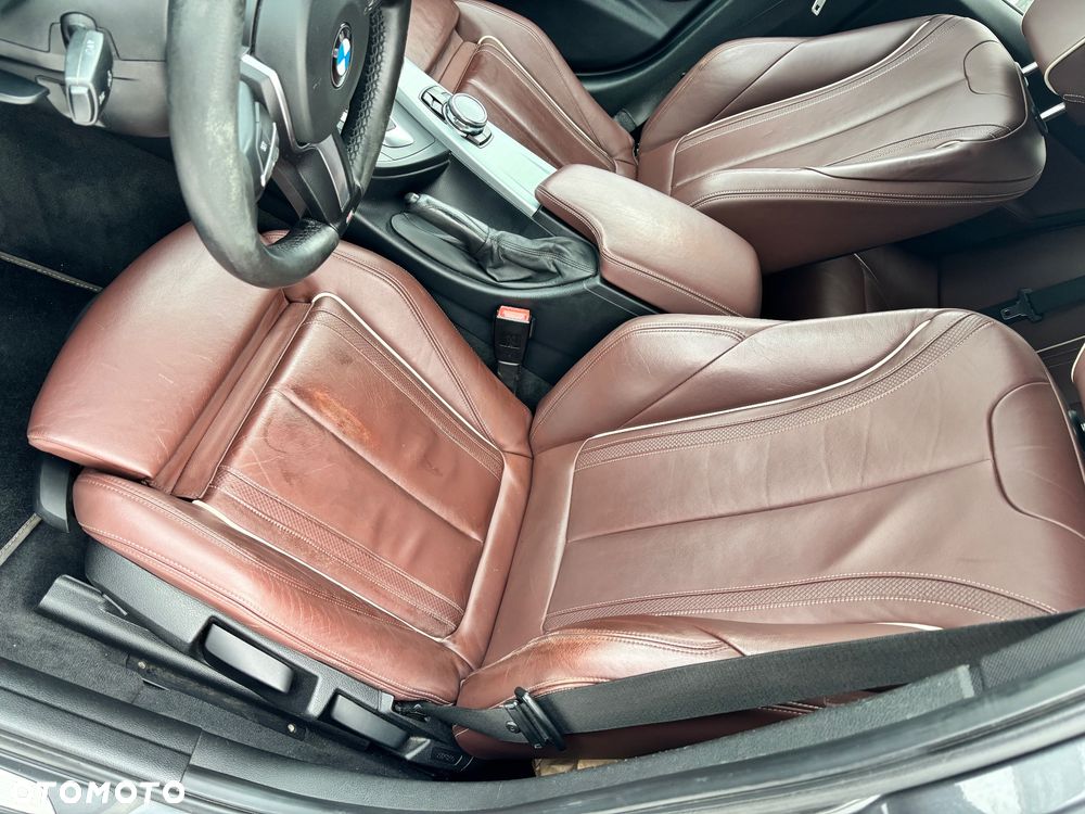 BMW Seria 3 330d xDrive M Sport - 24