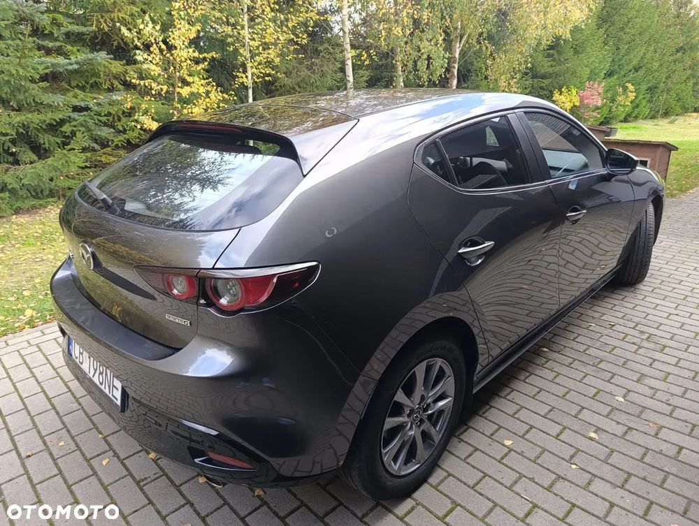 Mazda 3 - 9