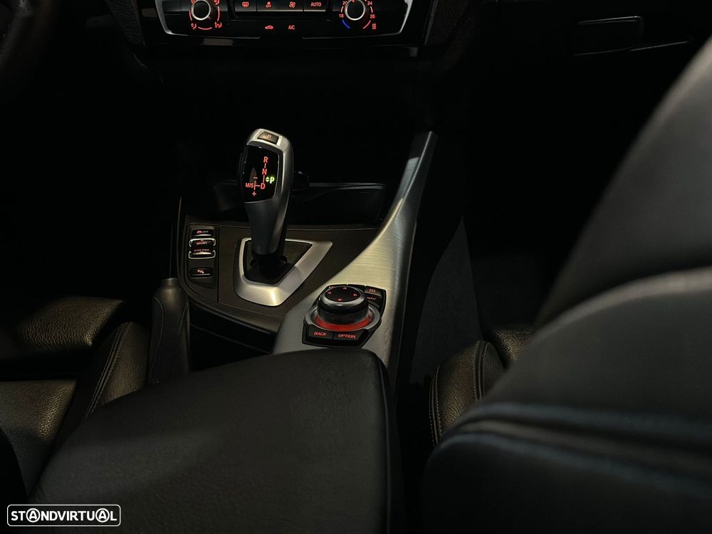 BMW 120 d Pack M Auto - 39