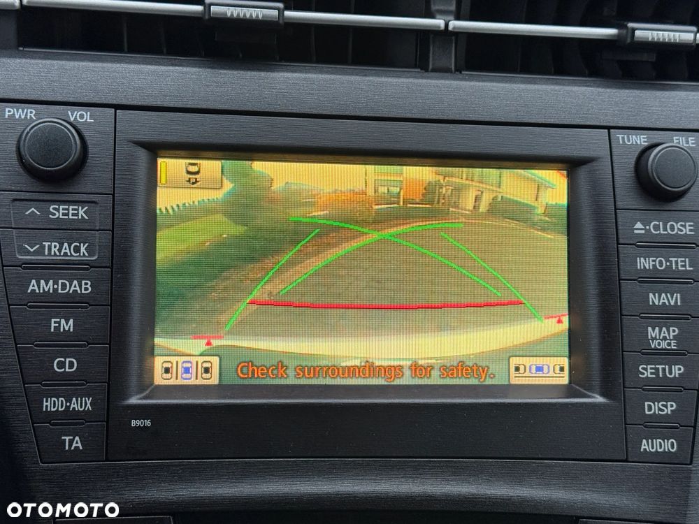 Toyota Prius (Hybrid) Comfort - 15