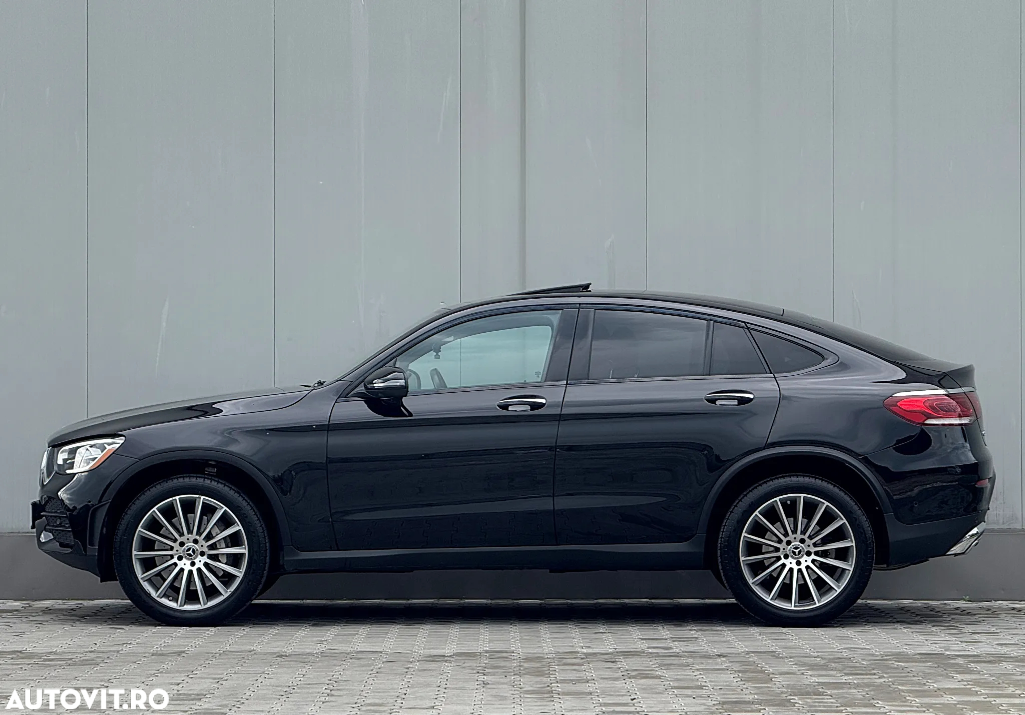 Mercedes-Benz GLC 300 4Matic 9G-TRONIC AMG Line - 4
