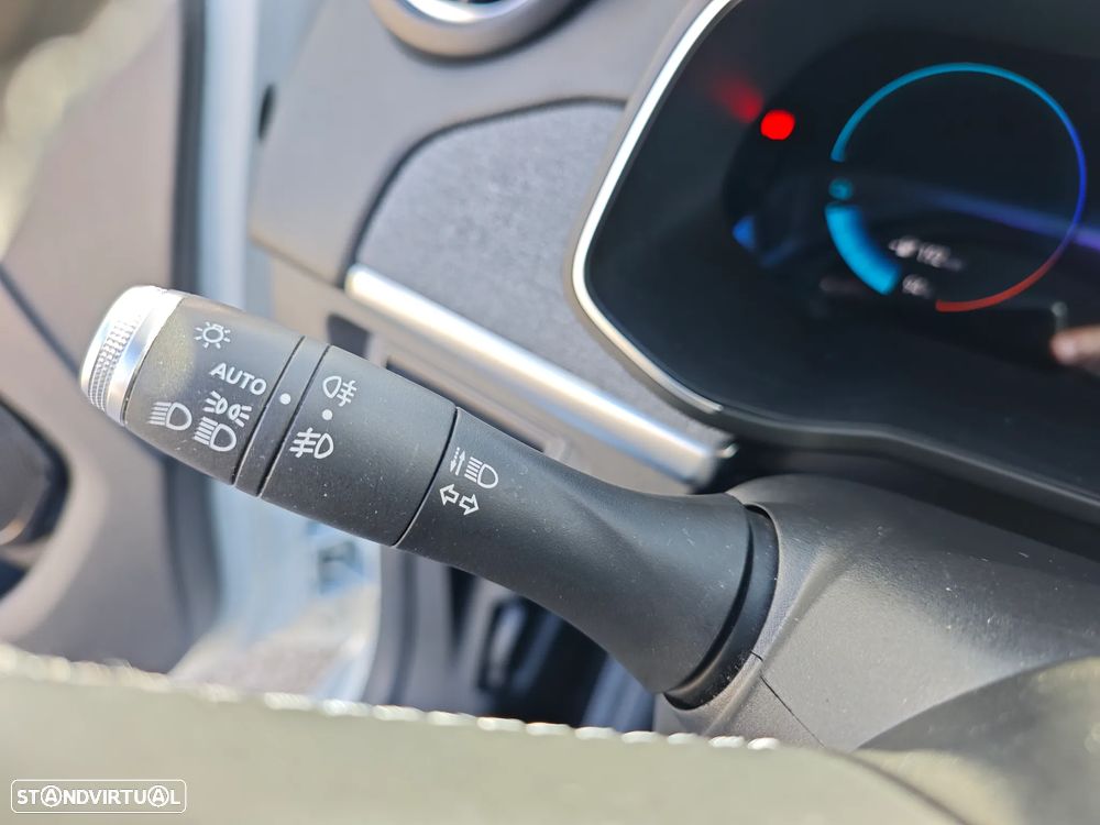 Renault Zoe (c/ Bateria) EV50 135hp Evolution - 31