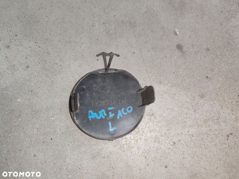 Zaślepka haka holowniczego 1C0 lewa Toyota Auris I 07-09 - 2