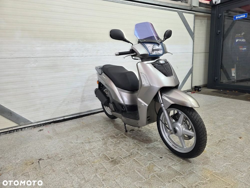 Kymco People - 7