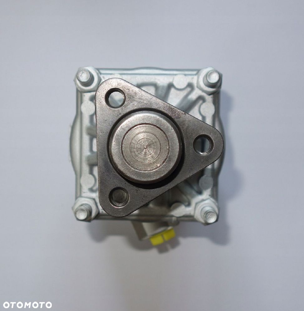 POMPA WSPOMAGANIA MERCEDES BENZ W461 MB100 MB 100 TN 2.4 D ZF - 2