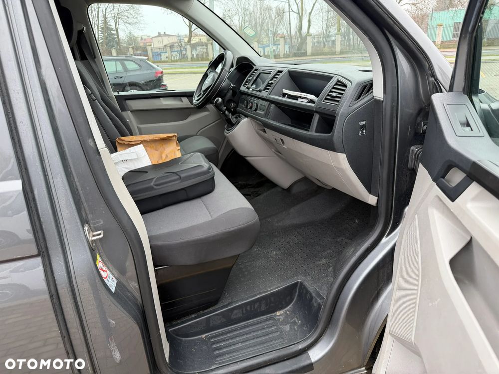 Volkswagen Transporter - 21