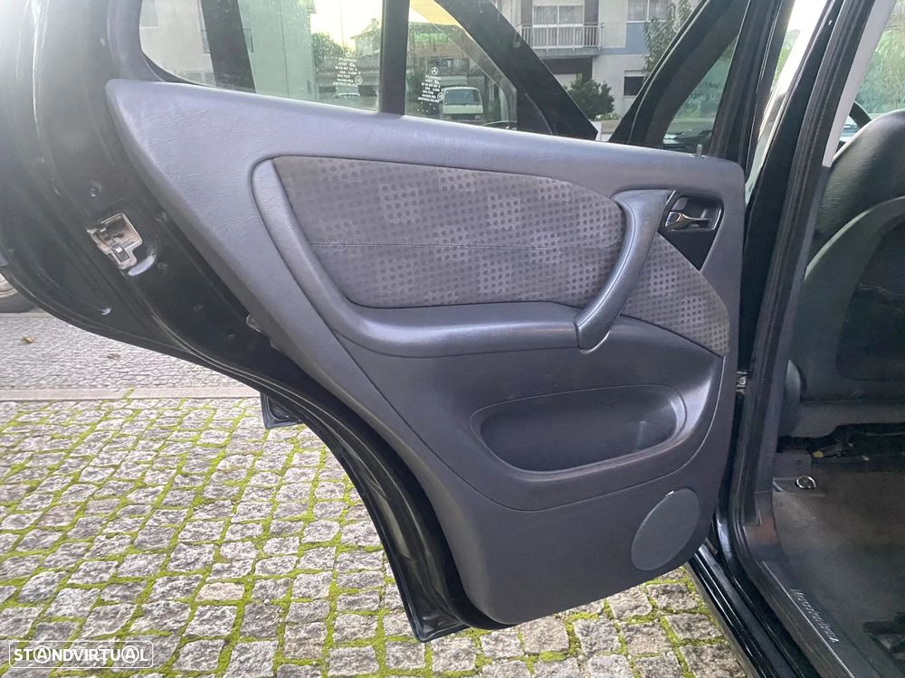 Mercedes-Benz ML 270 - 14