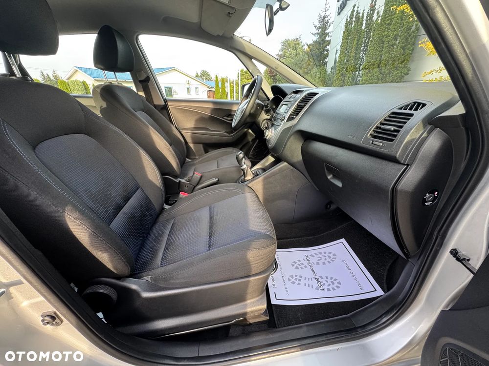 Hyundai ix20 - 8