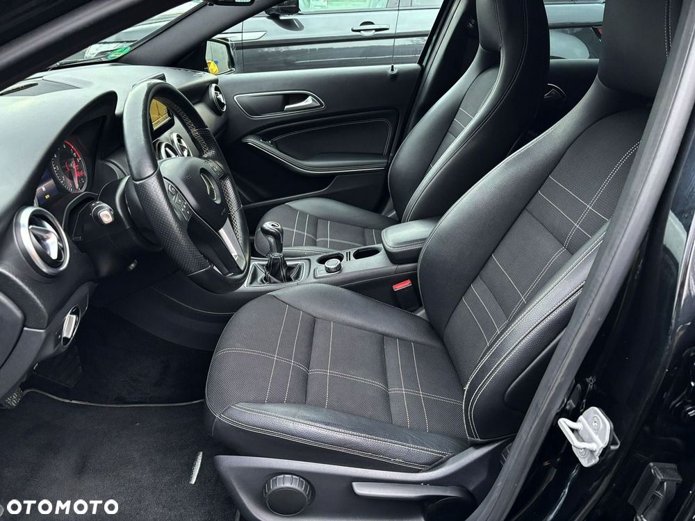Mercedes-Benz Klasa A 180 Urban - 14