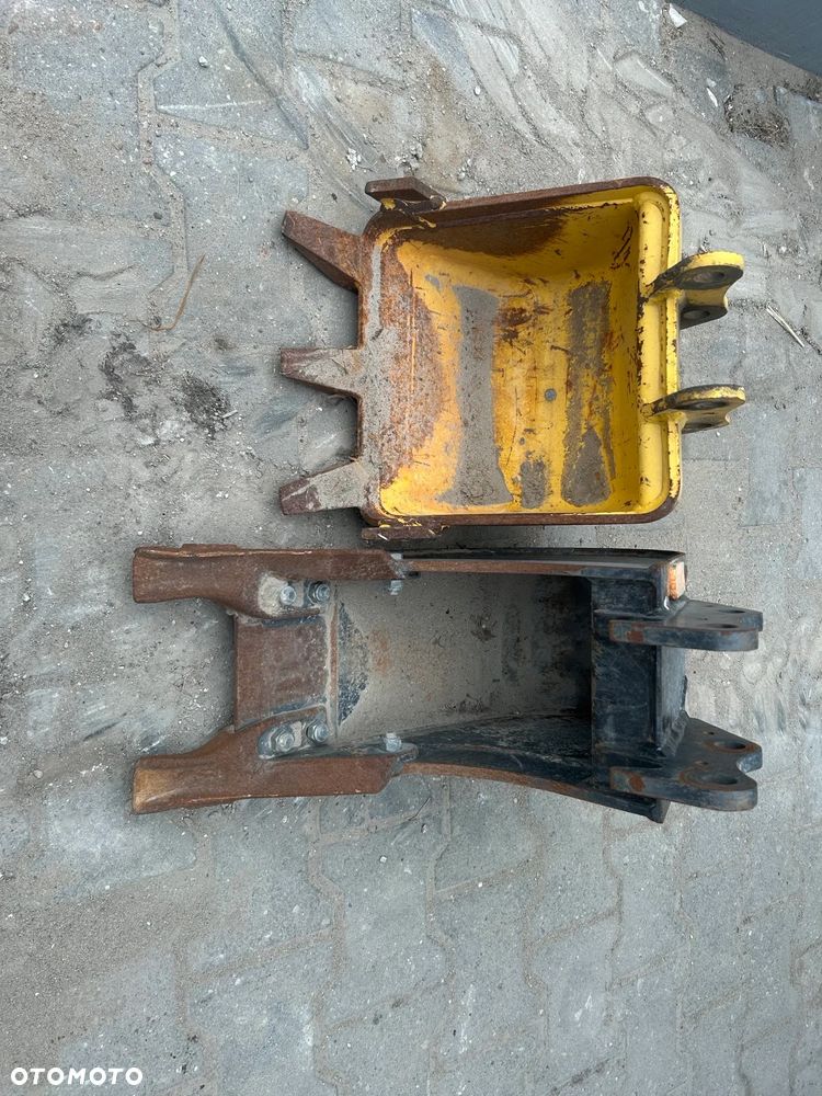 Komatsu PC09-1 - 12