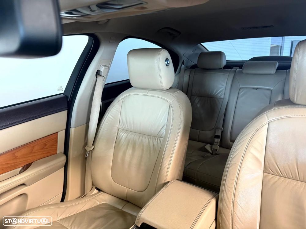 Jaguar XF 3.0 D V6 Premium Luxury - 26