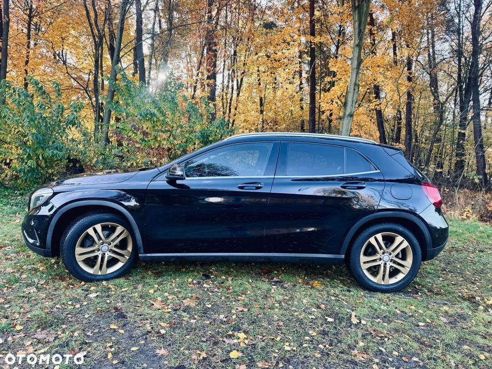 Mercedes-Benz GLA 220 CDI 7G-DCT AMG Line - 5