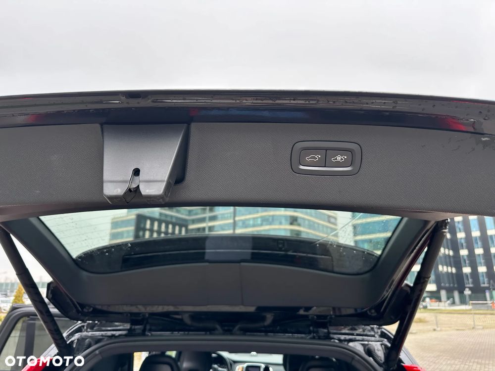 Volvo XC 90 T6 AWD R-Design - 2