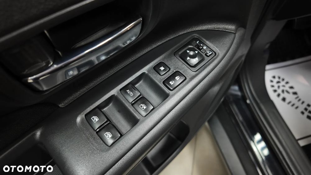 Mitsubishi Outlander 2.0 Intense 4WD CVT - 20