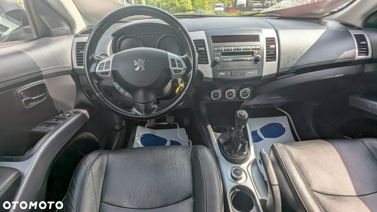 Peugeot 4007 - 19