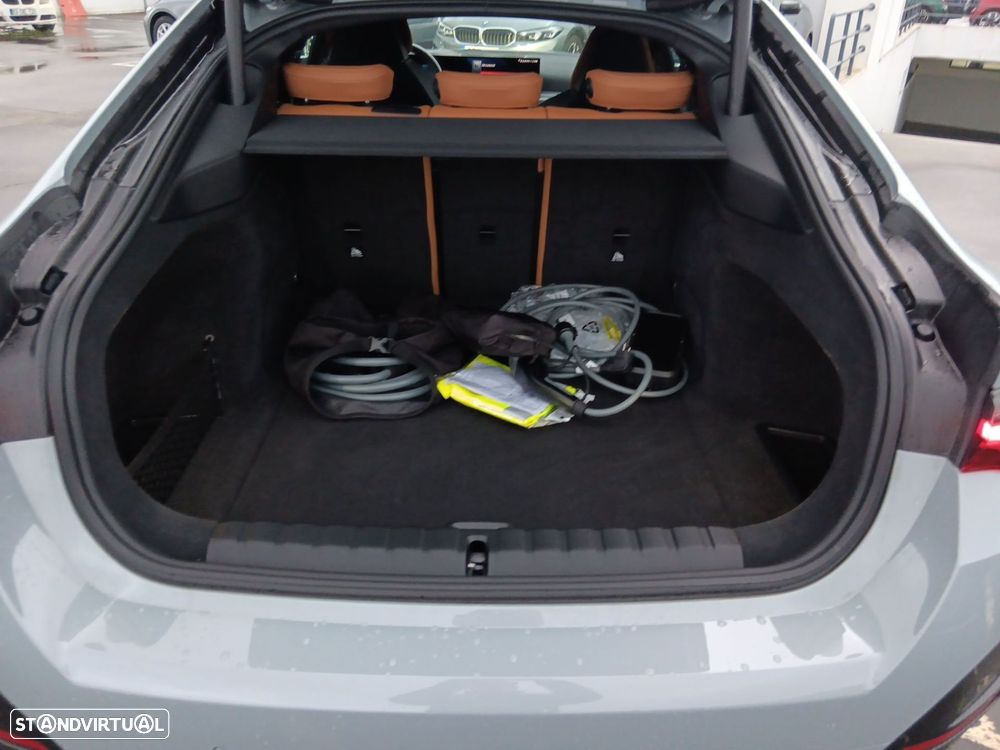 BMW i4 M50 - 27