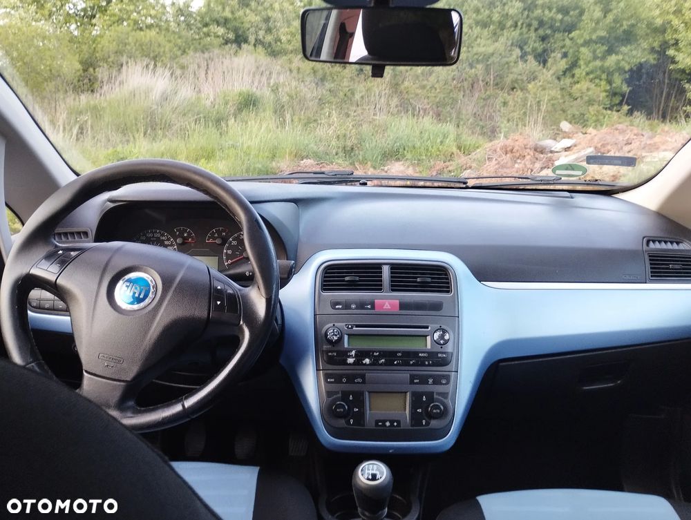 Fiat Grande Punto 1.4 8V 360 - 6