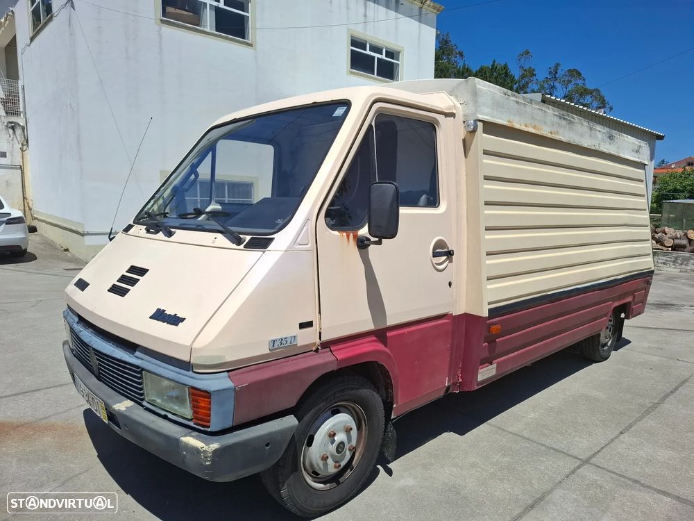 Renault Master - 1