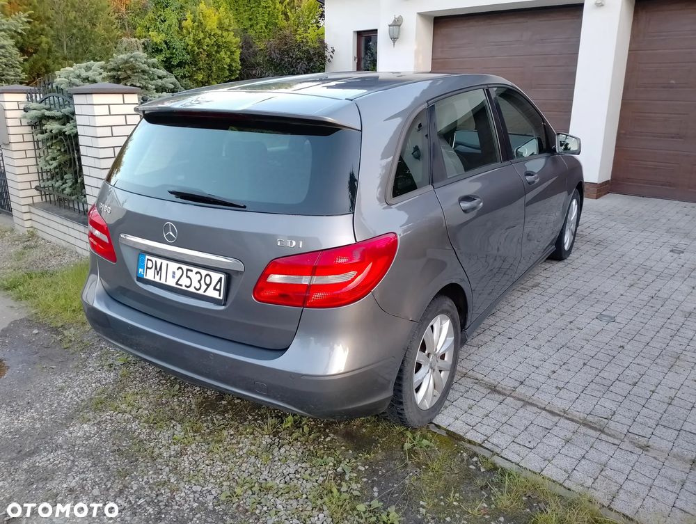 Mercedes-Benz Klasa B 180 CDI 7G-DCT - 11