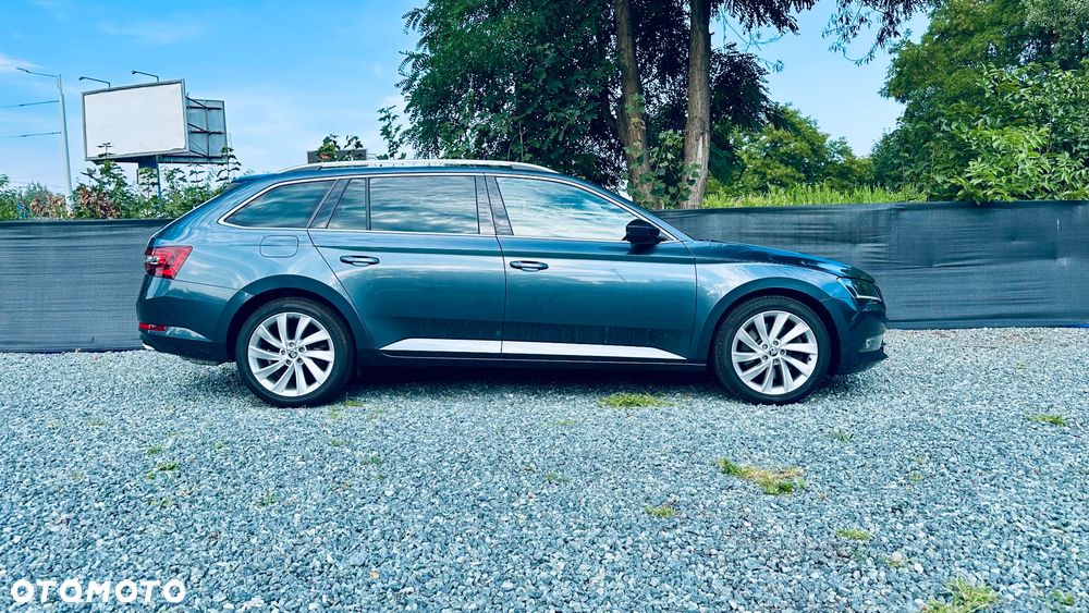 Skoda Superb 2.0 TSI 4x4 DSG Sportline - 4