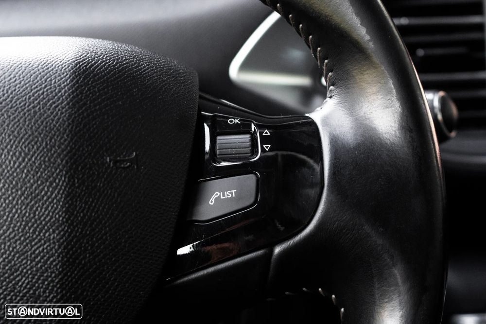 Peugeot 308 SW BlueHDi 130 Stop & Start Active - 14