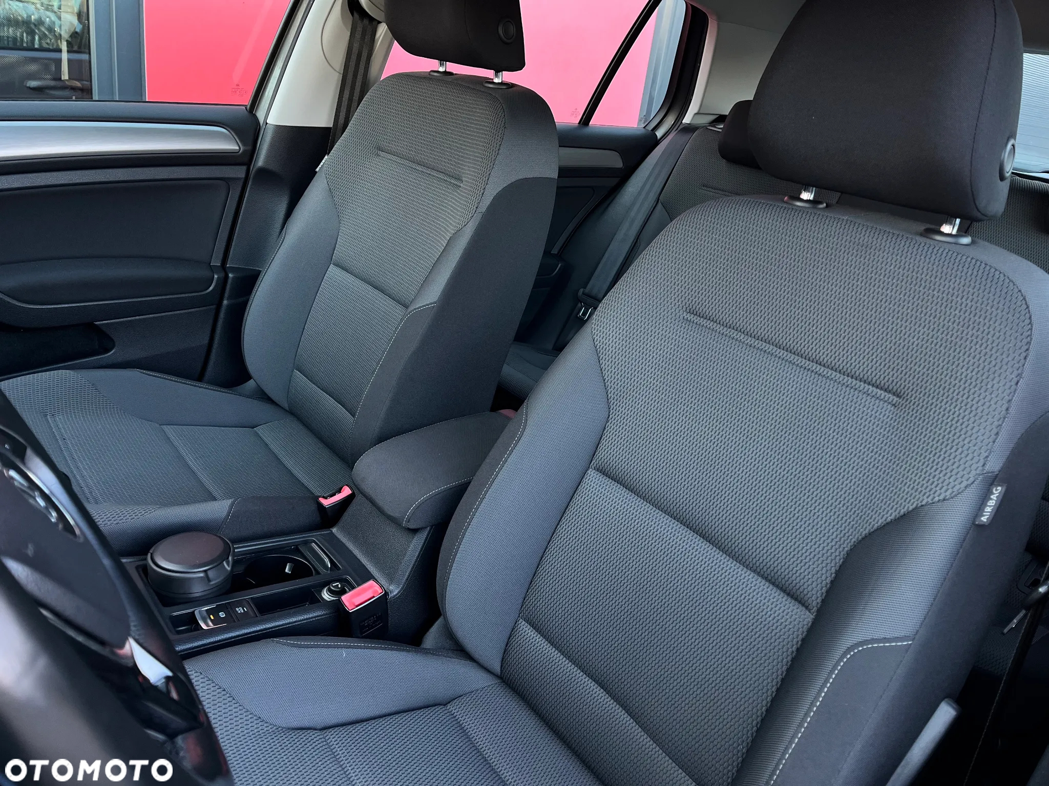 Volkswagen Golf VII 1.2 TSI BMT Comfortline - 12