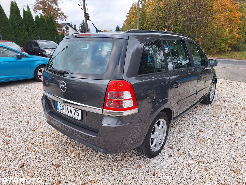 Opel Zafira 1.8 Design Edition - 8