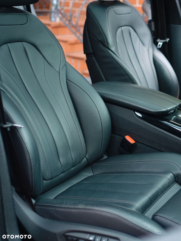 BMW X5 xDrive35i - 25