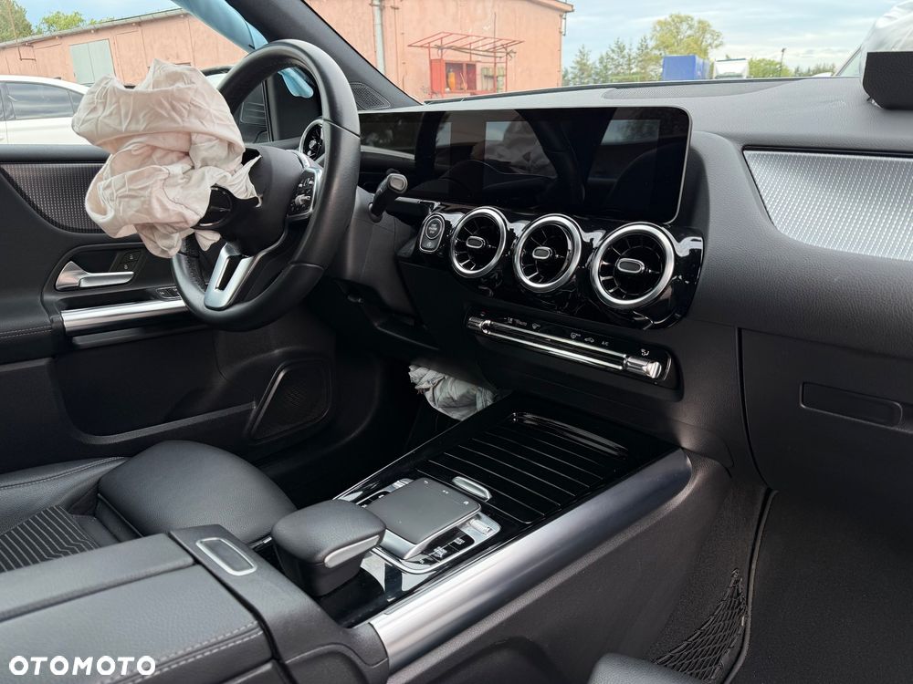Mercedes-Benz Klasa B 220 4Matic 8G-DCT Progressive Advanced - 26