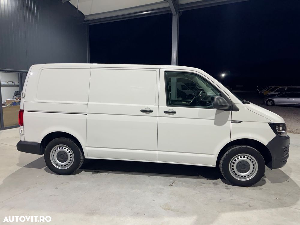 Volkswagen Transporter - 12