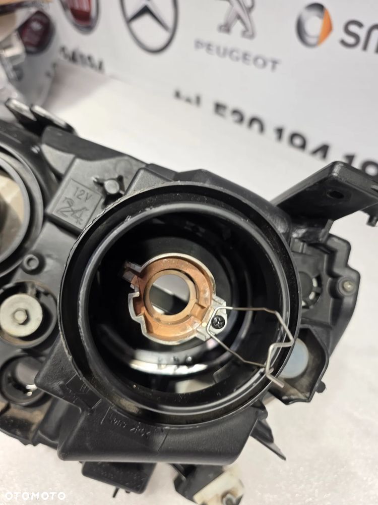SUZUKI GRAND VITARA II 06- PRAWA LAMPA PRZEDNIA PRZÓD , AMERYKA USA , NR KOITO  100-59079 / KOITO 100-59078 , NR AUKCJI LPP216 - 21