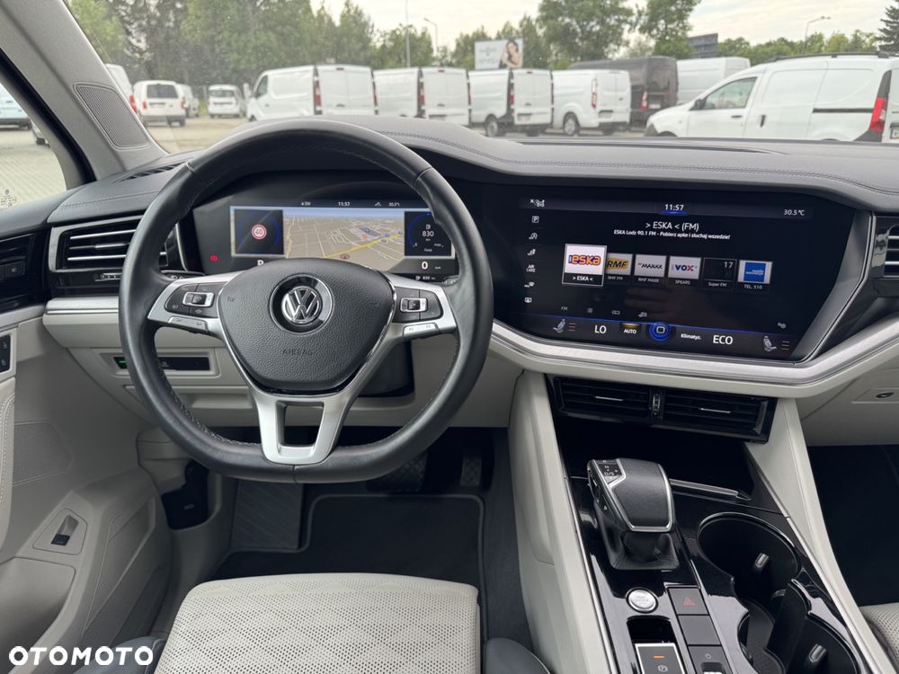 Volkswagen Touareg 3.0 V6 TDI SCR 4Mot Elegance - 24