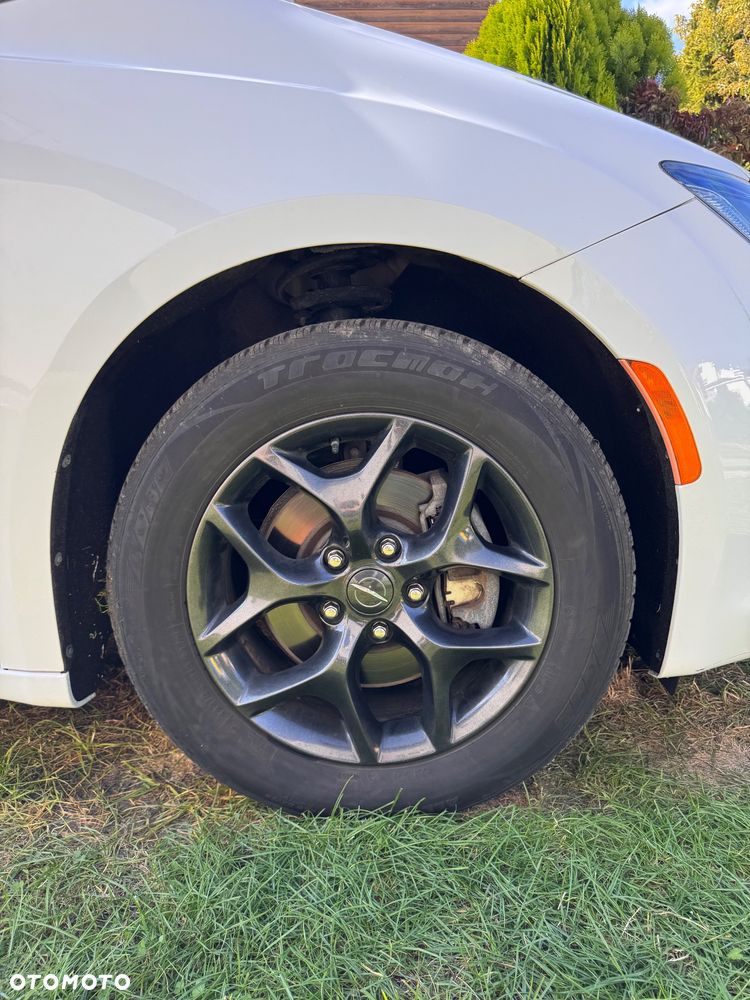 Chrysler Pacifica - 19